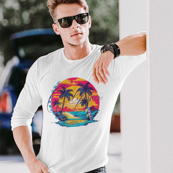 Los Angeles California、サーフィンサーフボードレトロ 長袖Tシャツ 彼への贈り物