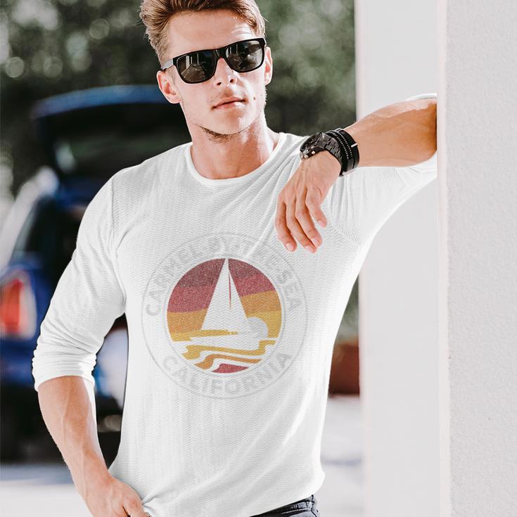 カーメルバイ・ザ・シー カリフォルニア ヴィンテージ ヨット 70年代 レトロ 太陽 長袖Tシャツ 彼への贈り物