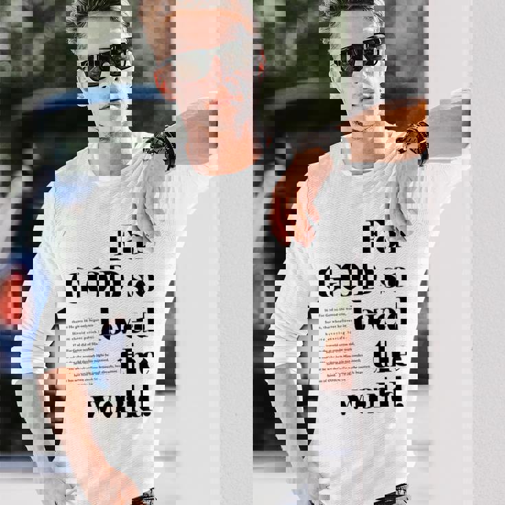 クリスチャン ジョン 3 16 18 Godo Loved The World 聖書の一節 長袖tシャツ 長袖Tシャツ 彼への贈り物