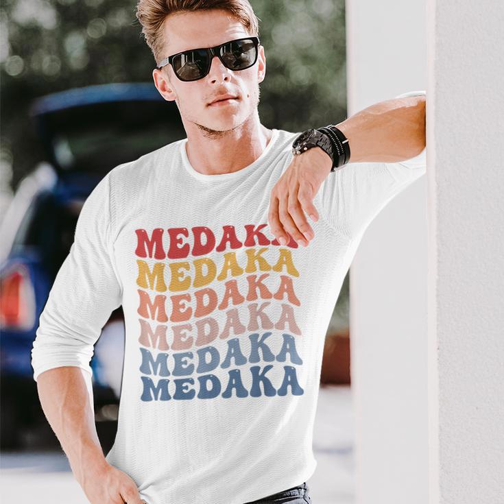 メダカ グルーヴィーレトロフィッシュ 長袖Tシャツ 彼への贈り物