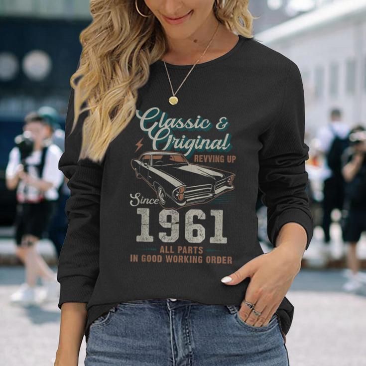 1961年生まれ ヴィンテージカー 65歳の誕生日 長袖Tシャツ 彼女への贈り物