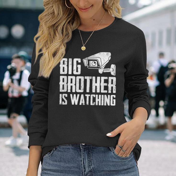 Big Brother Is Watching Government Massurveillance Cctv 長袖Tシャツ 彼女への贈り物