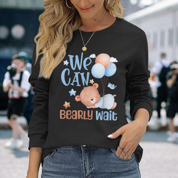 Cute We Can Bearly Wait For Gender Neutral ベビーシャワーパーティー 長袖Tシャツ 彼女への贈り物