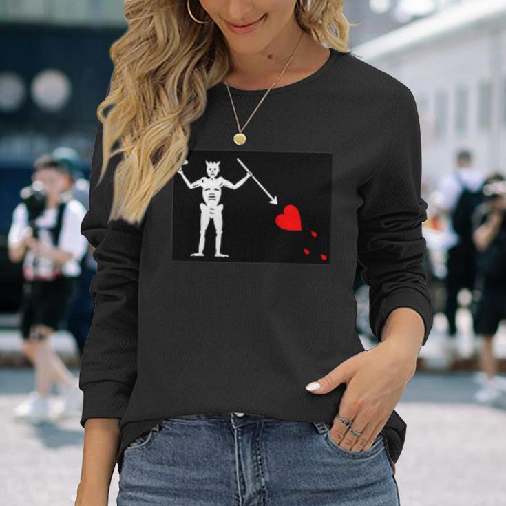 Flag Of Beard Jolly Roger 海賊旗 長袖Tシャツ 彼女への贈り物
