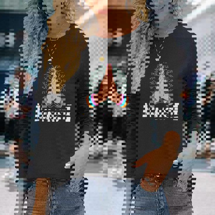 Fold Your Hands 瞑想 ナマステ 長袖Tシャツ 彼女への贈り物