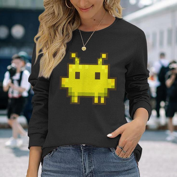 Pixel Gamer Clawd Claude Code Gaming レトロ コーディング ユーモア 長袖Tシャツ 彼女への贈り物