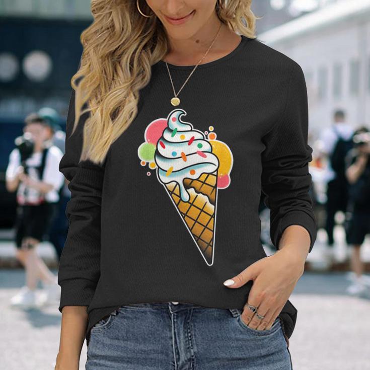 アイスクリームコーン×スプリンクルワッフルコーン 長袖Tシャツ 彼女への贈り物