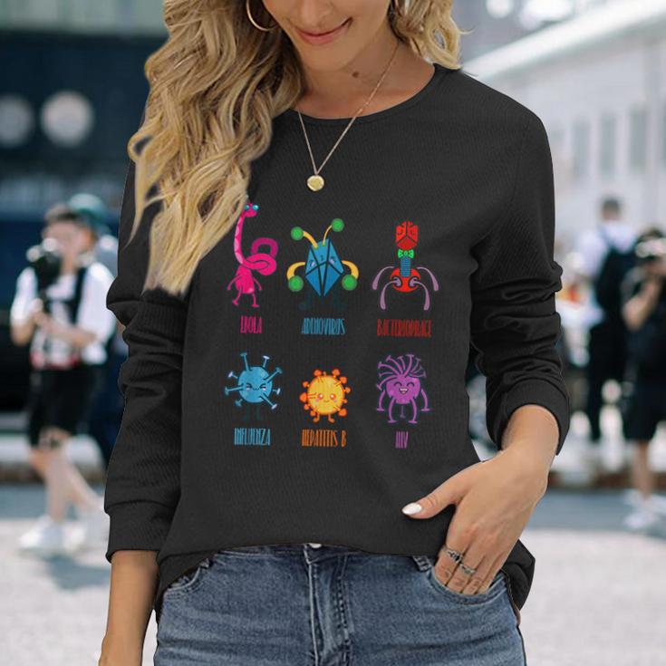 ウイルス学者のためのかわいいウイルスtシャツ 長袖Tシャツ 彼女への贈り物