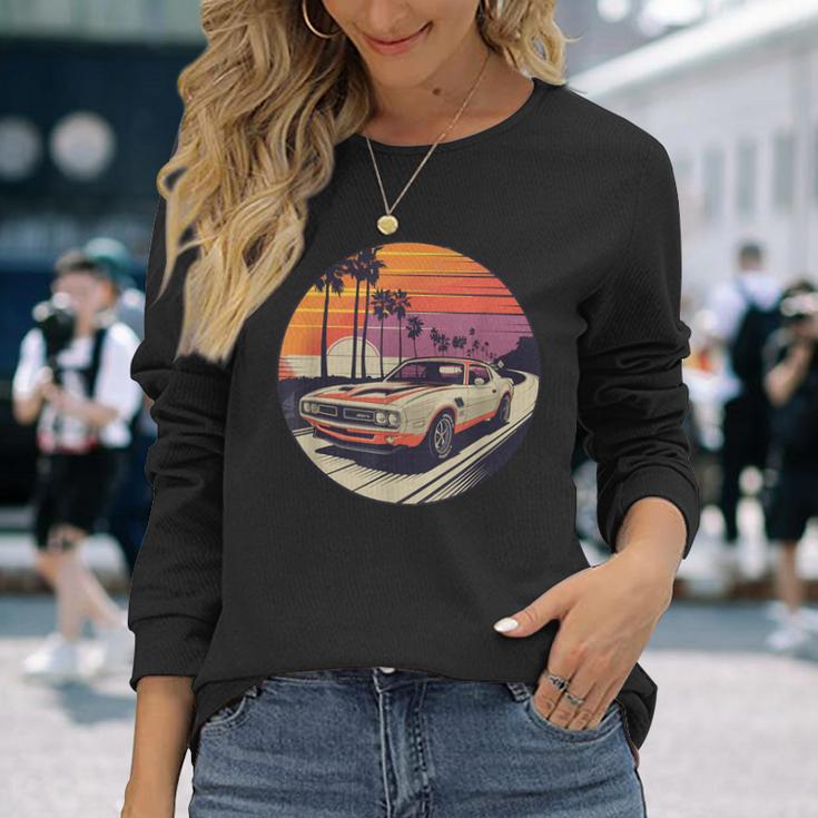 クラシック マッスルカー レトロ ビンテージ スタイル ビーチ サンセット 長袖Tシャツ 彼女への贈り物