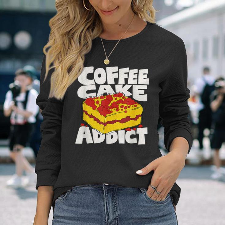 コーヒーケーキ好きのレトロなグラフィック。 長袖Tシャツ 彼女への贈り物