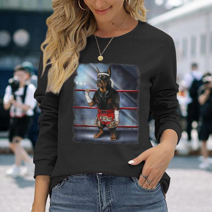 ドーベルマン犬 ムエタイキックボクシングチャンピオン 長袖Tシャツ 彼女への贈り物