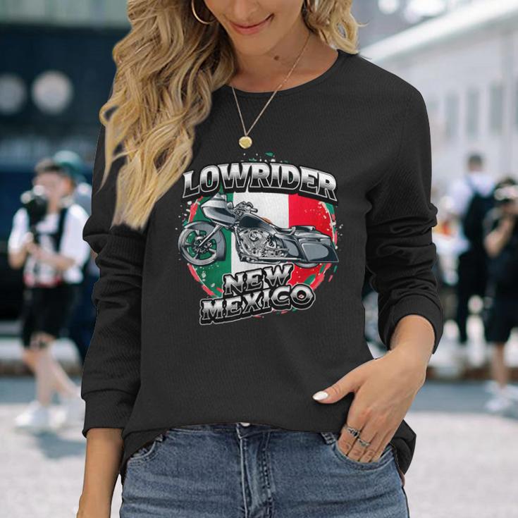 ニューメキシコ州のローライダー。ローライダー チカーノ チョロスタイル ローライダー 長袖Tシャツ 彼女への贈り物