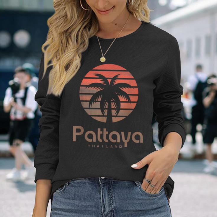 パタヤ タイ 長袖Tシャツ 彼女への贈り物