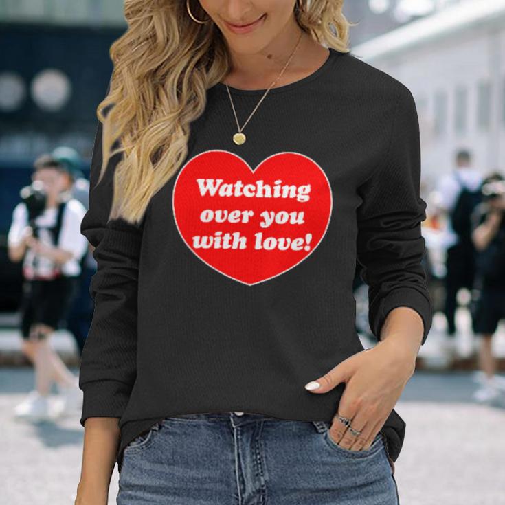 メルちゃんはあなたを見守っているよ！じーーーっ 長袖Tシャツ 彼女への贈り物