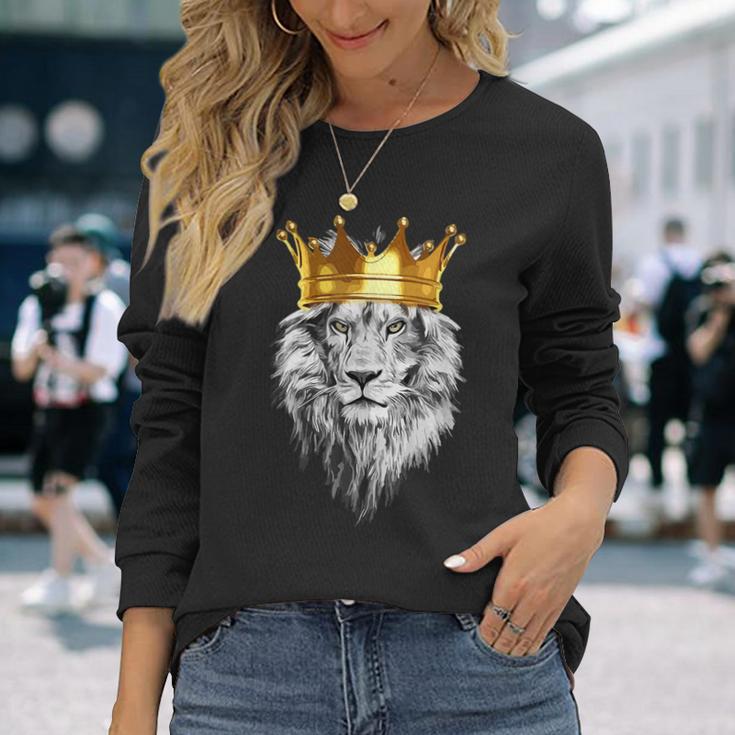 ライオンファンのための王冠を持つライオン 長袖Tシャツ 彼女への贈り物