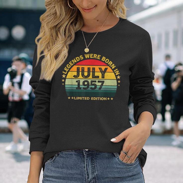 レトロな69歳の誕生日伝説は1957年7月に誕生しました。 長袖Tシャツ 彼女への贈り物