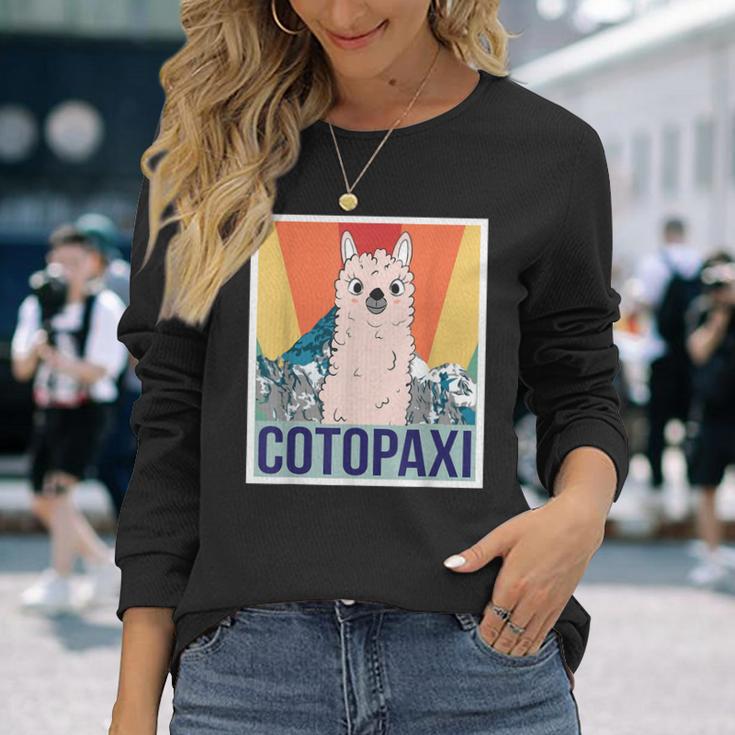 レトロ国立公園 エクアドル コトパクシ ラマ キャンプ 長袖Tシャツ 彼女への贈り物