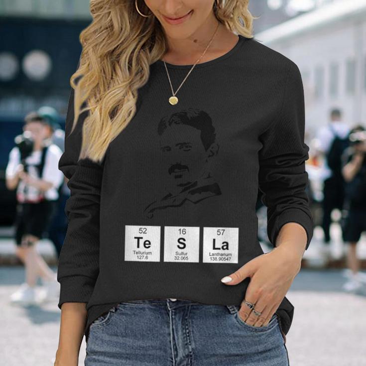 周期表 ニコラ・テスラア 長袖Tシャツ 彼女への贈り物