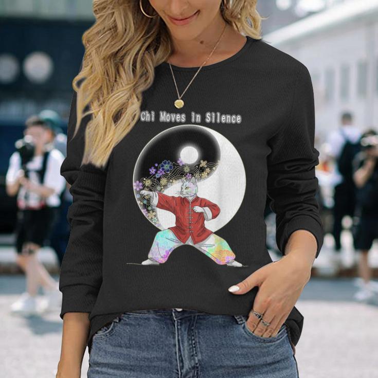 太極拳をする猫 長袖Tシャツ 彼女への贈り物