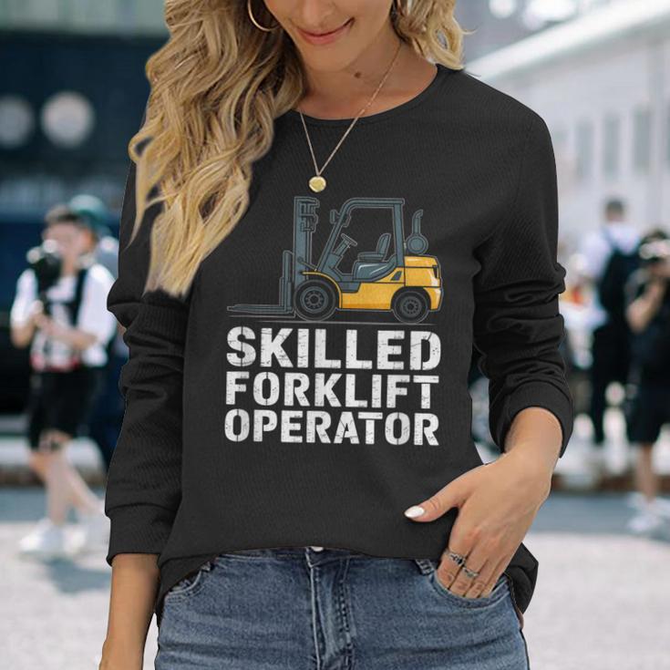 熟練したフォークリフトオペレーター 長袖Tシャツ 彼女への贈り物