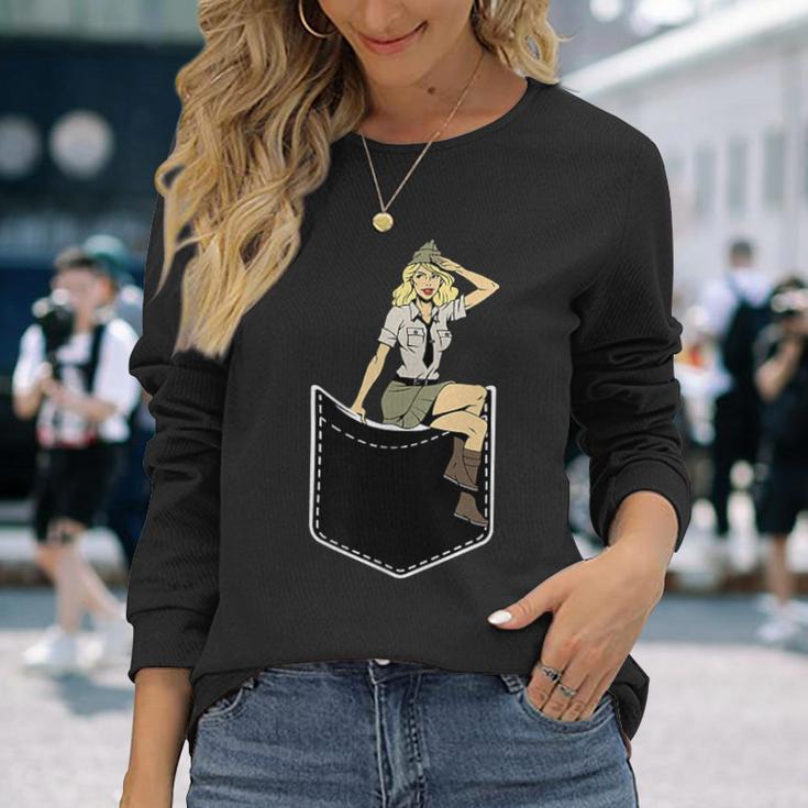 胸にピンナップガール グラフィックtシャツ クラシック ピンナップポスター 長袖Tシャツ 彼女への贈り物