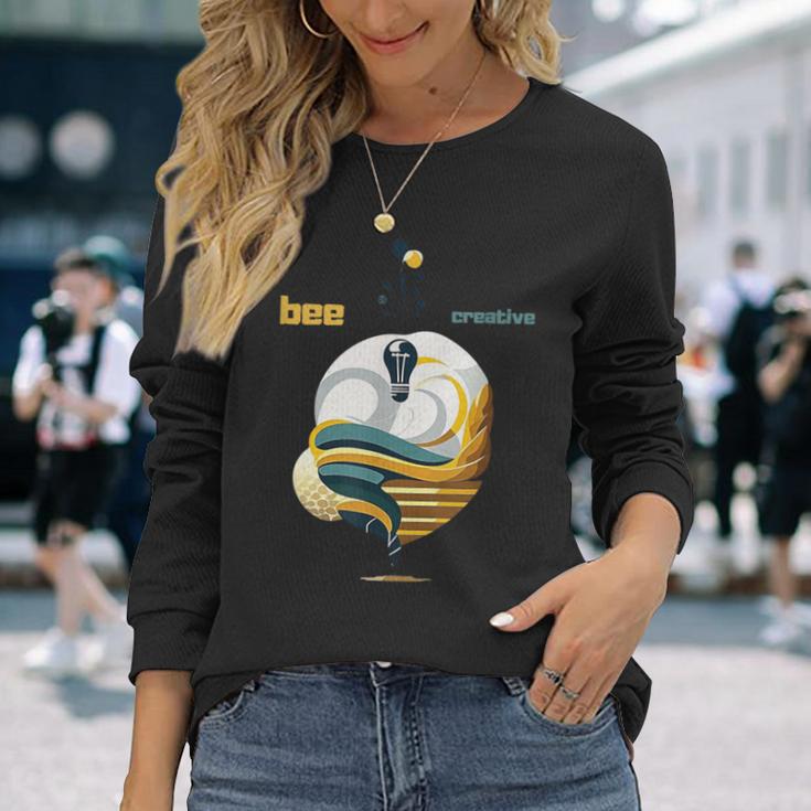蜂 クリエイティブ 長袖Tシャツ 彼女への贈り物