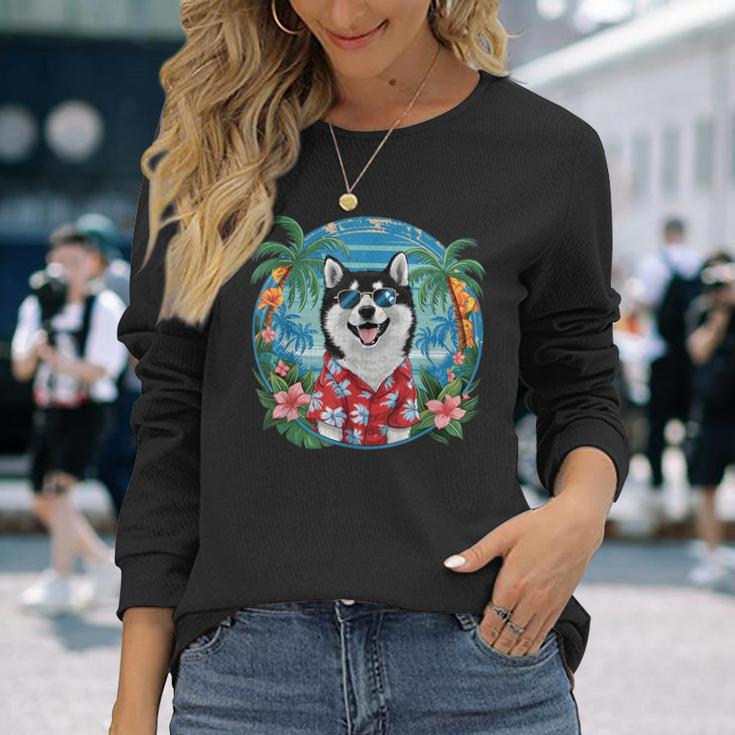 面白い 柴犬 夏 ハワイアン バイブ トロピカルビーチ 長袖Tシャツ 彼女への贈り物