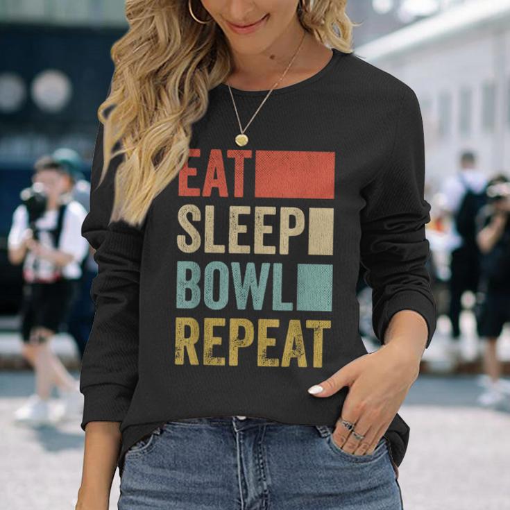 食べる眠るボウルを繰り返す おもしろボウリング 長袖Tシャツ 彼女への贈り物