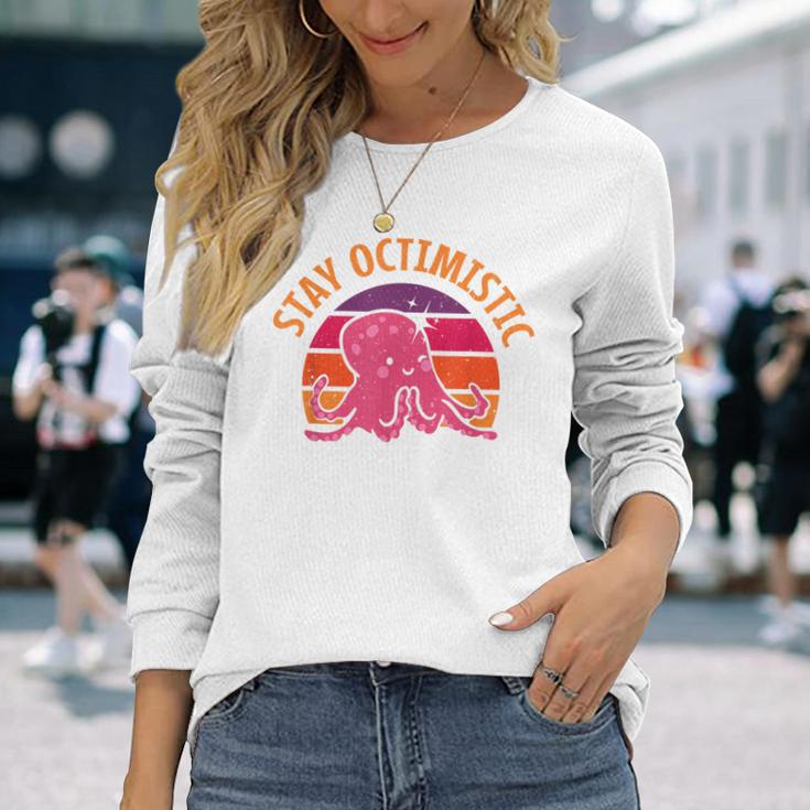 Stay Octimistic オクトパス 頭足類 イカ メンズ レディース 長袖Tシャツ 彼女への贈り物