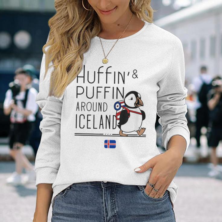 アイスランド周辺のハフィンとパフィン 北欧アドベンチャーお土産 長袖Tシャツ 彼女への贈り物
