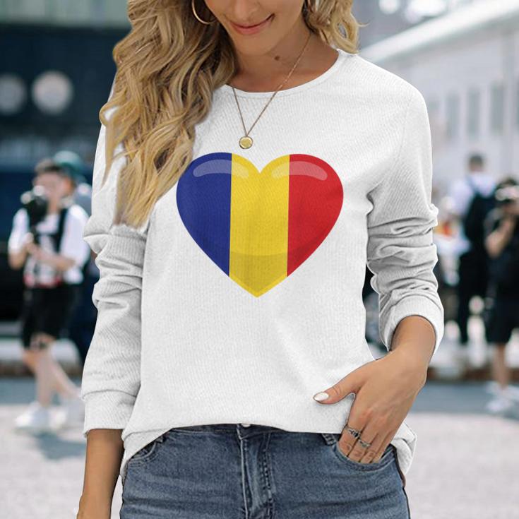 ルーマニアハートルーマニア国旗 長袖Tシャツ 彼女への贈り物