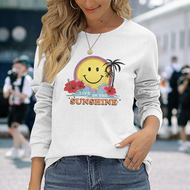 レトロなハッピーフェイス ハイビスカス ヤシの木「太陽に生きる」ビーチ 長袖Tシャツ 彼女への贈り物