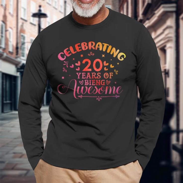 20歳の誕生日お祝いデザイン 面白い20歳のb日の引用 長袖Tシャツ 高齢者への贈り物