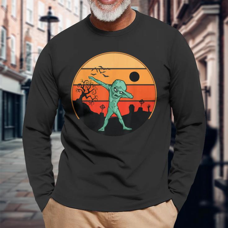 Dabbing Alien ハロウィン 面白い ダブ ダンス ポーズ トリック オア トリート 長袖Tシャツ 高齢者への贈り物