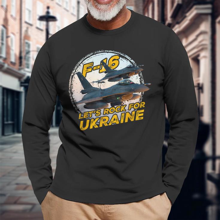 F-16 ウクライナ 長袖Tシャツ 高齢者への贈り物