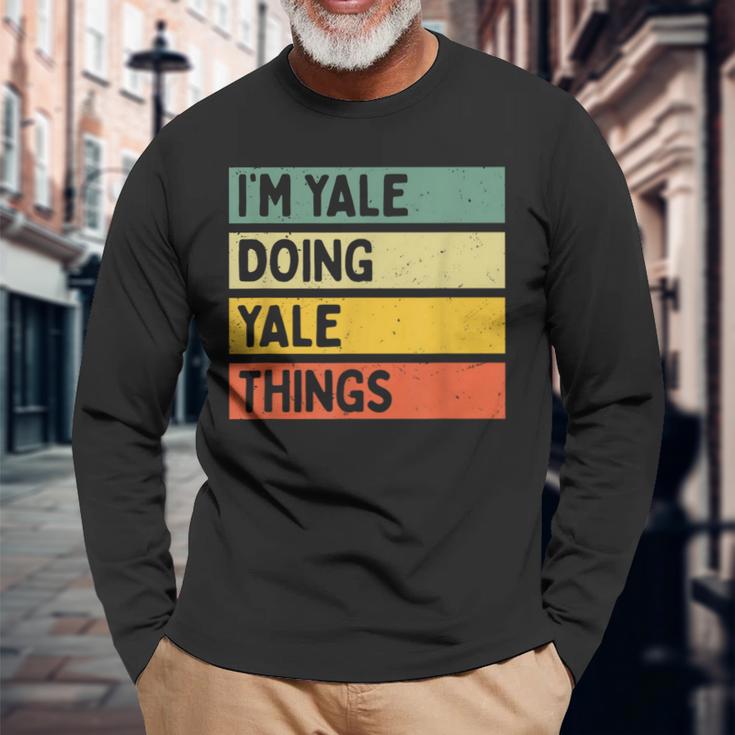 I'm Yale Doing Yale Things 面白い名言 長袖Tシャツ 高齢者への贈り物