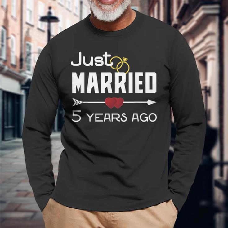 Just Married 5年前シャツ 結婚5周年記念 長袖Tシャツ 高齢者への贈り物