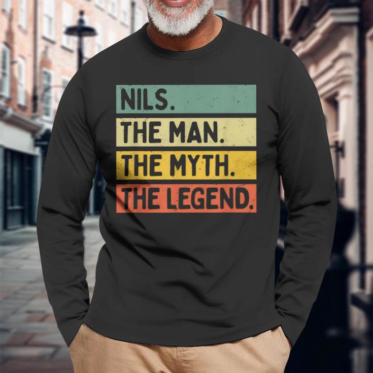 Nils The Man The Myth The Legend面白い名言 長袖Tシャツ 高齢者への贈り物