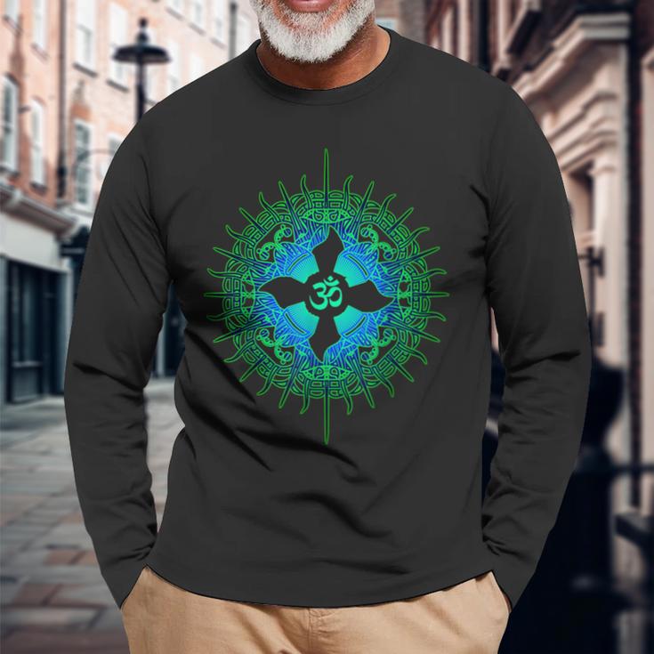 Om Psytrance Goa Psy Rave サイケデリックフェスティバルギフトアイデア 長袖Tシャツ 高齢者への贈り物