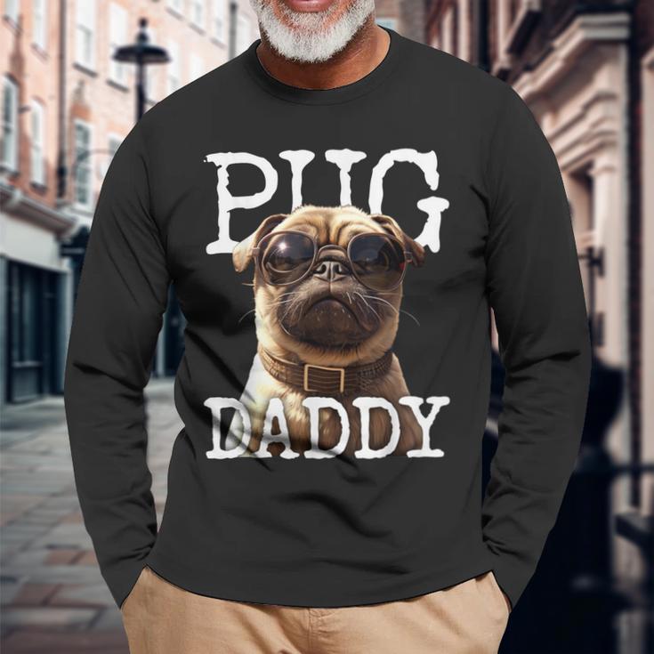 Pug Daddyパグパグパグパグパグパグお父さん犬お父さん父の日甘いパグパグお父さん 長袖Tシャツ 高齢者への贈り物