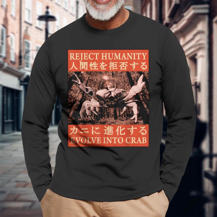 Reject Humanity Evolve To Crab 日本のカニヴィンテージ 長袖Tシャツ 高齢者への贈り物
