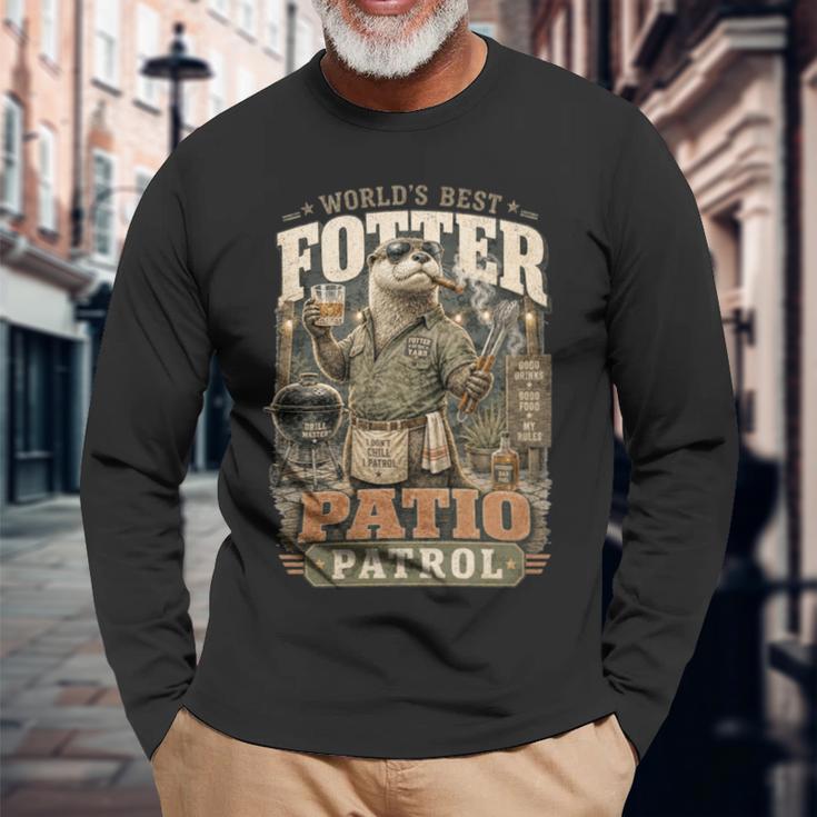 Worlds Best Fotter パティオ パトロール 裏庭 カワウソ しゃれ 誕生日 長袖tシャツ 長袖Tシャツ 高齢者への贈り物