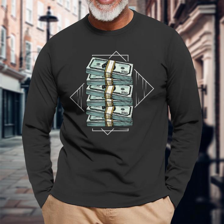 お金の束 長袖Tシャツ 高齢者への贈り物