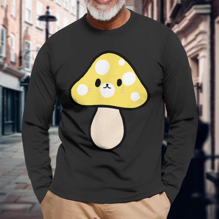 かわいい黄色のキノコ 長袖Tシャツ 高齢者への贈り物