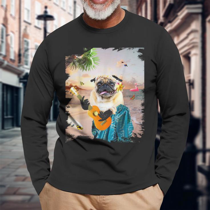 アロハ ハワイアン 犬 パグ ウクレレ ビーチ ファニー 長袖Tシャツ 高齢者への贈り物