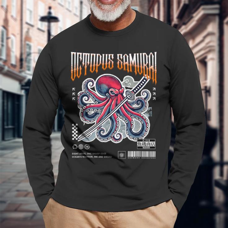 オクトパス侍 エイトアームズ 戦士 メンズ レディース 長袖Tシャツ 高齢者への贈り物