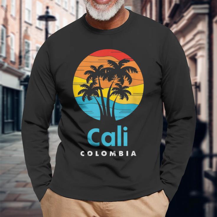 カリ コロンビア 長袖Tシャツ 高齢者への贈り物