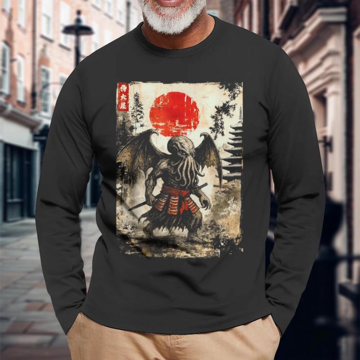クトゥルフ・サムライ、ヴィンテージ・日本のラブクラフト・ホラー 長袖Tシャツ 高齢者への贈り物