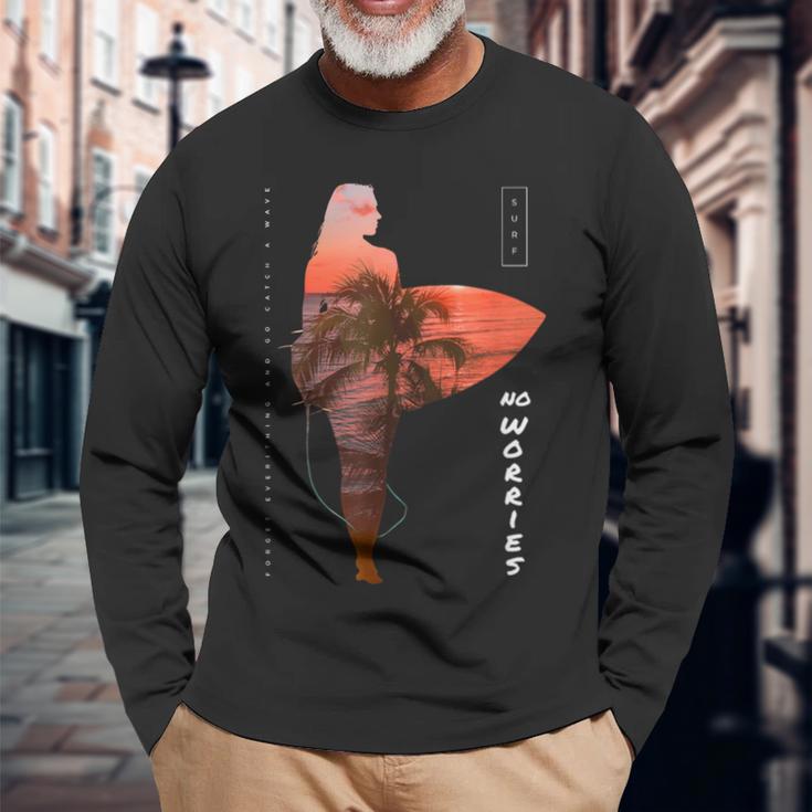 サーファーガール カリフォルニア サンセット ビーチ サーフガール 長袖Tシャツ 高齢者への贈り物