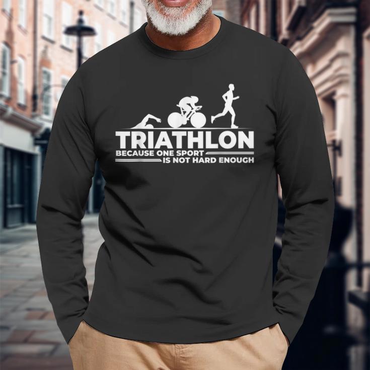 スポーツはハードルが高いからトライアスロン エクストリームアスリート 長袖Tシャツ 高齢者への贈り物